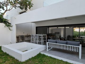 CASA EN VENTA EN MÉRIDA YUCATÁN MODELO 225