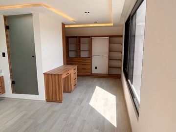 CASA EN VENTA EN CLUB DE GOLF SLP