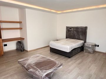 CASA EN VENTA EN CLUB DE GOLF SLP