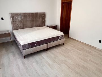 CASA EN VENTA EN CLUB DE GOLF SLP