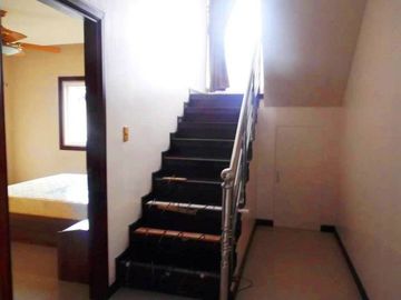 Fully furnished House for Rent in Hensonville Angeles City Very Near to Clark