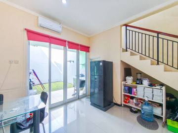 Rumah Minimalis 4 menit ke RSU Hermina Serpong 2 Lt Siap Huni J-50502