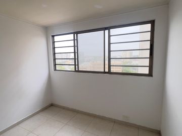 apartamento en arriendo en ciudad jardín. Cod A94635