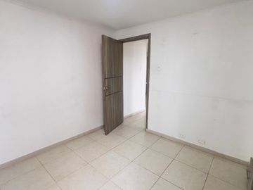 apartamento en arriendo en ciudad jardín. Cod A94635