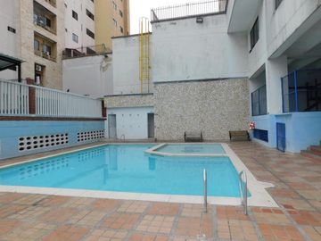 apartamento en arriendo en ciudad jardín. Cod A94635