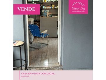 Casa en venta con local comercial