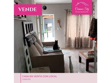 Casa en venta con local comercial