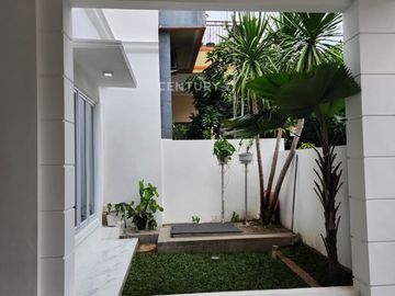 Jual Rumah Bagus Full Renov Siap Huni  Di Jaka Setia Bekasi