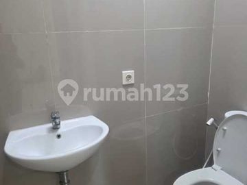 Dijual Rumah Cantik Siap Huni di Gading Serpong
