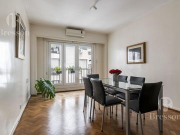 Alvear al 1700- Recoleta