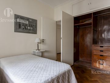 Alvear al 1700- Recoleta