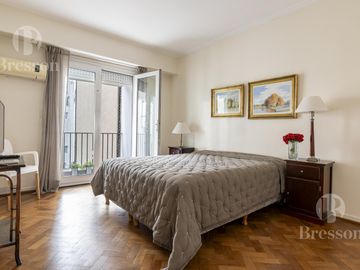 Alvear al 1700- Recoleta