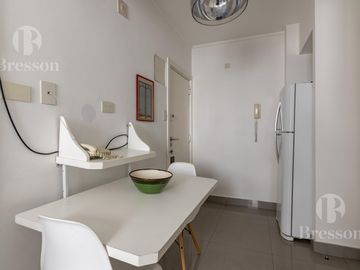 Alvear al 1700- Recoleta