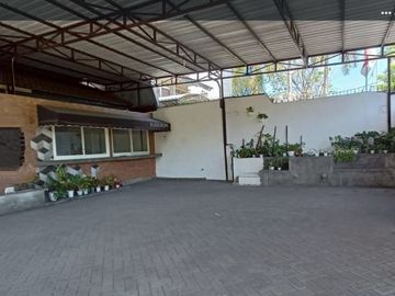 DISEWAKAN RUMAH RAYA JEMURSARI AREA KOMERSIAL STRATEGIS USAHA PARKIR LOSS