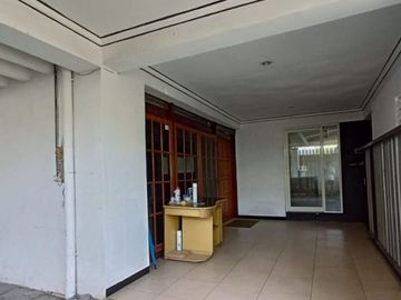 DISEWAKAN RUMAH RAYA JEMURSARI AREA KOMERSIAL STRATEGIS USAHA PARKIR LOSS