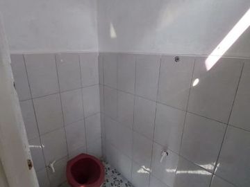 Rumah 1 lantai siap huni non komplek dekat alfamidi super limo