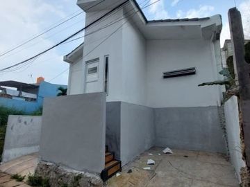 Rumah 1 lantai siap huni non komplek dekat alfamidi super limo