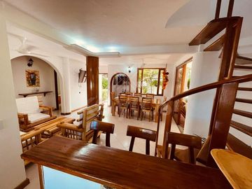 En Venta Cabaña de dos pisos para 12 personas en Tolú