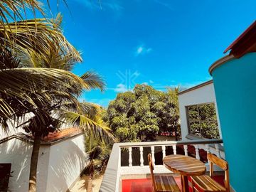 En Venta Cabaña de dos pisos para 12 personas en Tolú