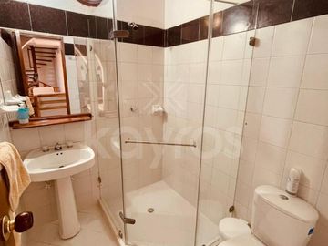 En Venta Cabaña de dos pisos para 12 personas en Tolú