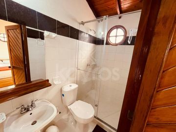 En Venta Cabaña de dos pisos para 12 personas en Tolú