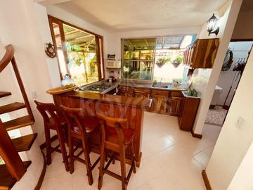 En Venta Cabaña de dos pisos para 12 personas en Tolú
