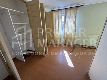 Casa 160 m en Barrio Barcelona Pasaje Los Pirineos