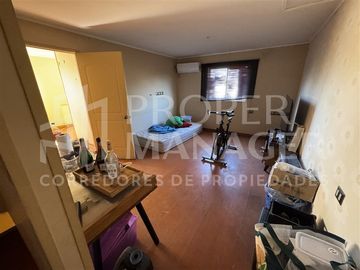 Casa 160 m en Barrio Barcelona Pasaje Los Pirineos