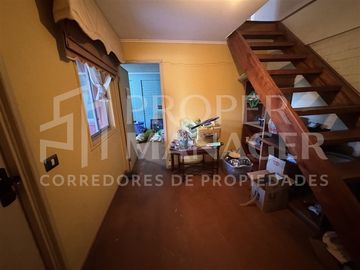 Casa 160 m en Barrio Barcelona Pasaje Los Pirineos