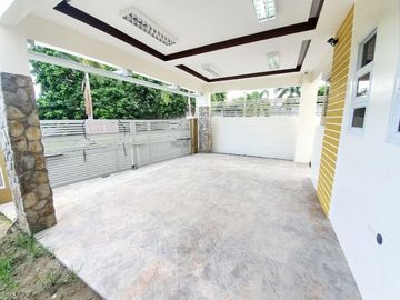 Corner Lot with 5 Bedrooms for SALE in Angeles City Near SM Clark