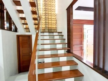 Corner Lot with 5 Bedrooms for SALE in Angeles City Near SM Clark