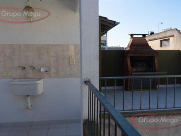 PH 3 amb excelente - con 2 patios parrilla- Villa Gral.Mitre