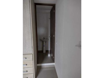 SE VENDE HERMOSO APARTAMENTO EN PARAISO