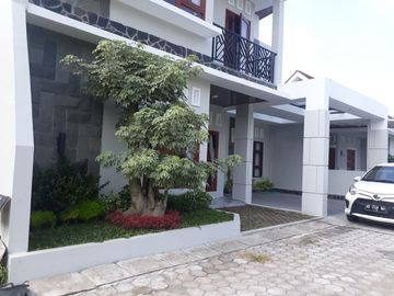 GASS RUMAH MEWAH 2 LANTAI FULL FURNISHED DI KOTA GEDE