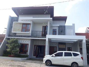 GASS RUMAH MEWAH 2 LANTAI FULL FURNISHED DI KOTA GEDE