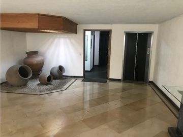 Venta de Exclusivo Departamento en el Quito Tenis de 277 m².