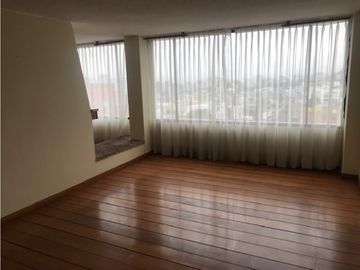 Venta de Exclusivo Departamento en el Quito Tenis de 277 m².