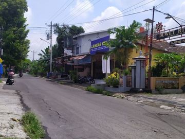 TERBATAS! Rumah Modern Mewah 2 Lantai SISA 1 UNIT Dekat Kantor Pemda