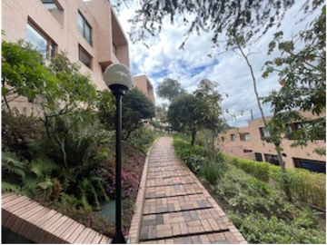 Arriendo y venta casa Bosque Medina 420 m2 Terrazas 30 m2