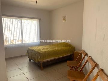 CASA EN VENTA EN TEQUISQUIAPAN EN GRANJAS RESIDENCIALES MARICHUY