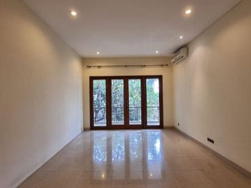 RUMAH 3 UNIT / PRIVATE COMPOUND at Jl KEMANG RAYA, JAKSEL