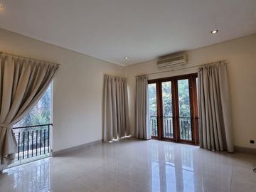 RUMAH 3 UNIT / PRIVATE COMPOUND at Jl KEMANG RAYA, JAKSEL