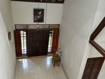 5 Bedroom House for sale