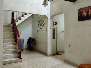 5 Bedroom House for sale