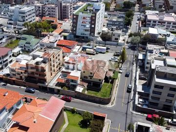 EN VENTA CASA URBANIZACION ORQUIDEAS DEL NORTE