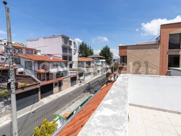 EN VENTA CASA URBANIZACION ORQUIDEAS DEL NORTE