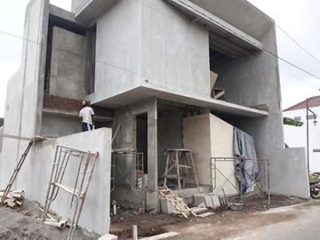 Dijual Cepat dalam Lingkungan Nasionalis Rumah 50 meter dari Jalan Kabupaten