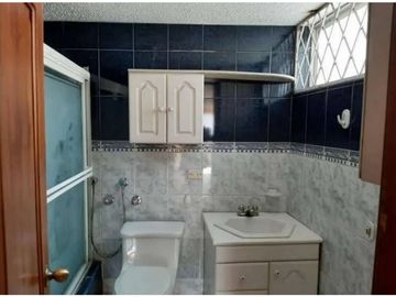 Casa en venta, sector  puente 2 Autopista Gral. Rumiñahui