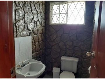 Casa en venta, sector  puente 2 Autopista Gral. Rumiñahui