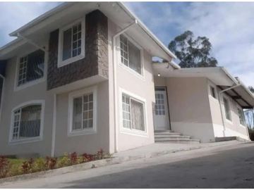 Casa en venta, sector  puente 2 Autopista Gral. Rumiñahui